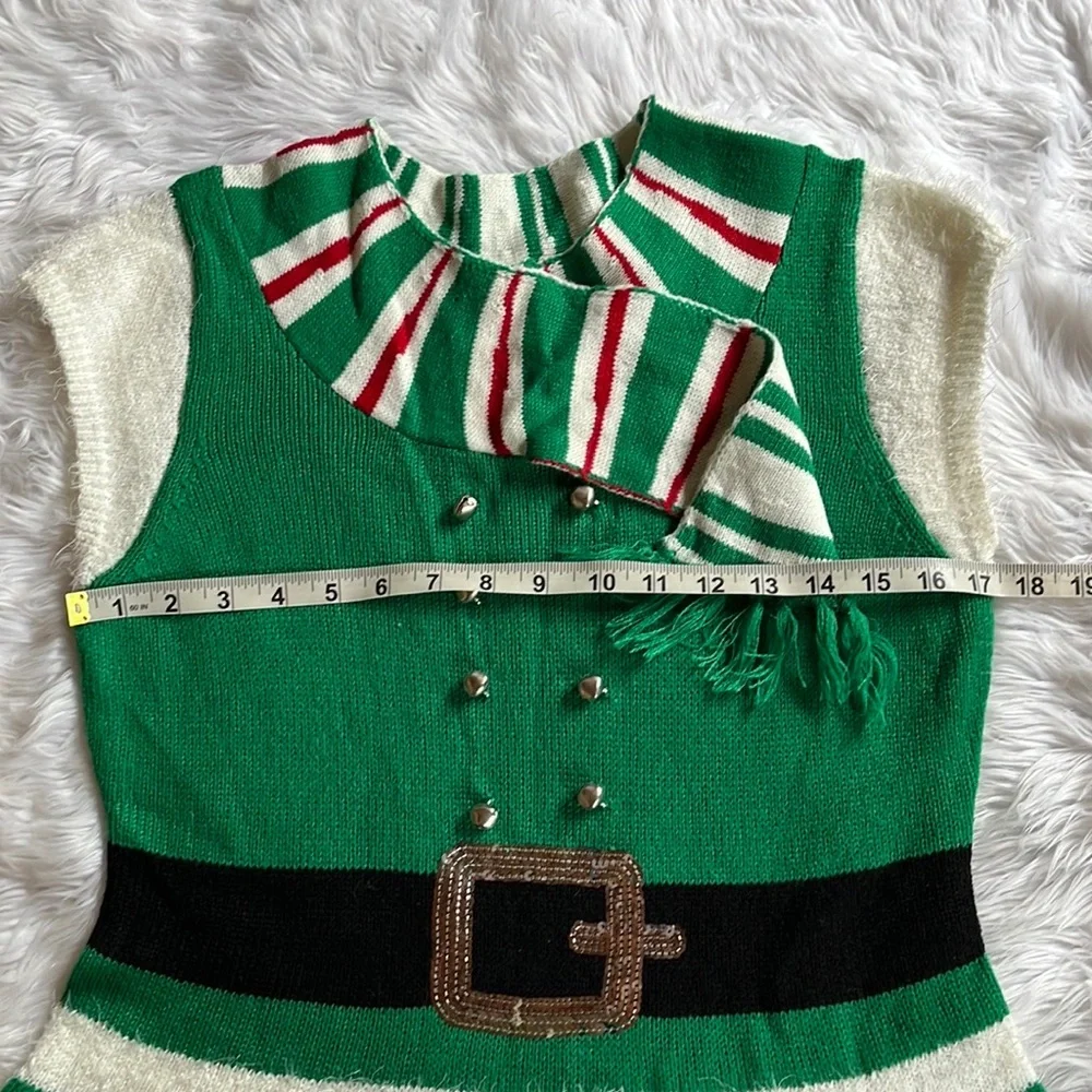 Christmas Dress - Picture 12 of 14